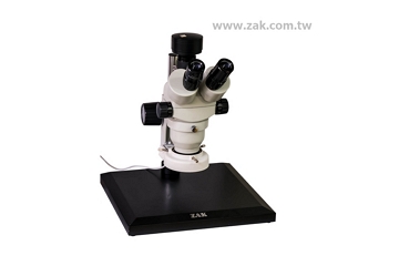 使用實體顯微鏡進行PCB版品管檢測